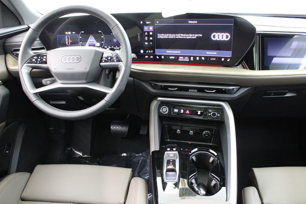 New 2025 Audi Q5 Prestige image 8