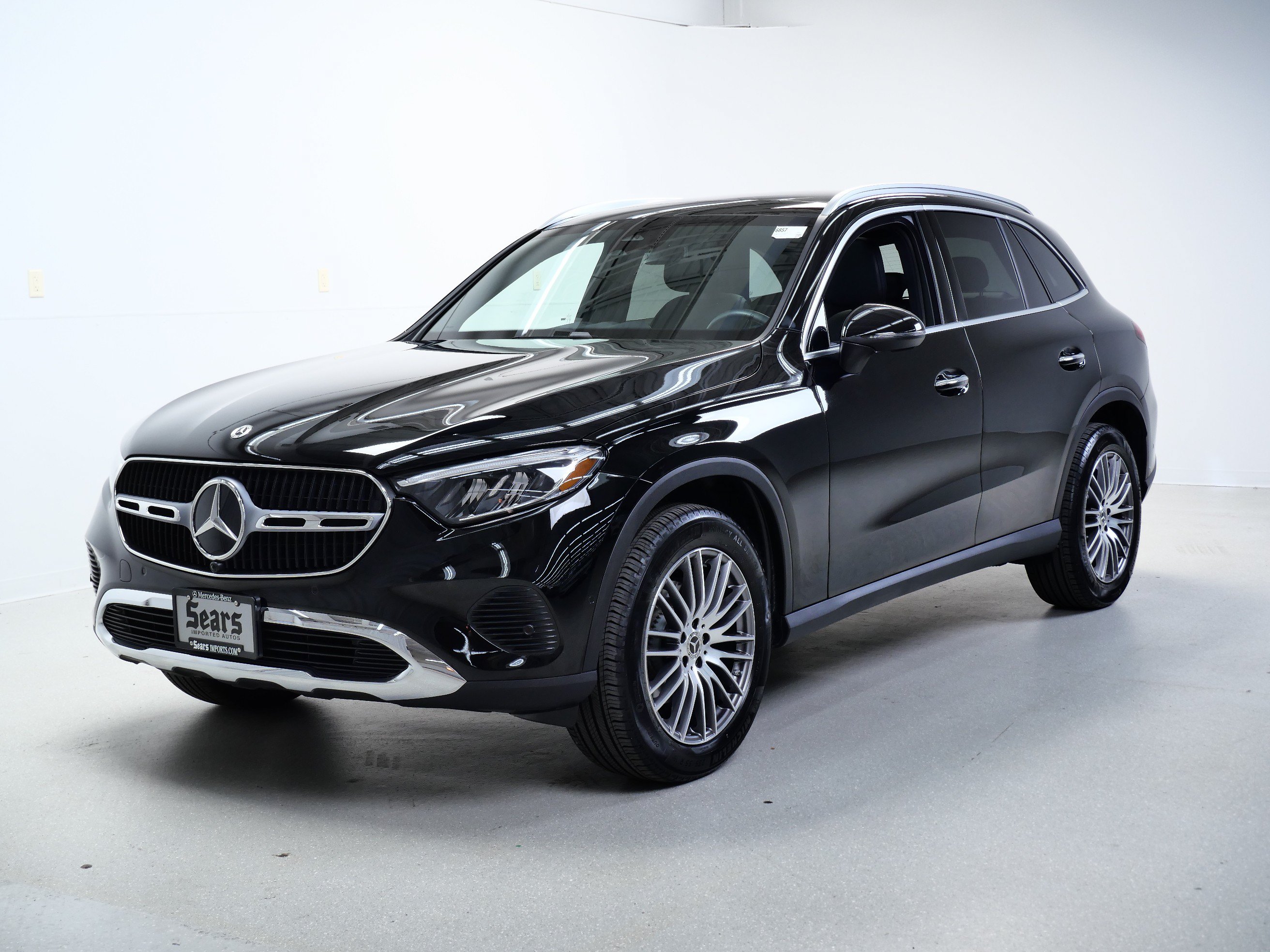 Certified 2026 Mercedes-Benz GLC 300 4MATIC image 9