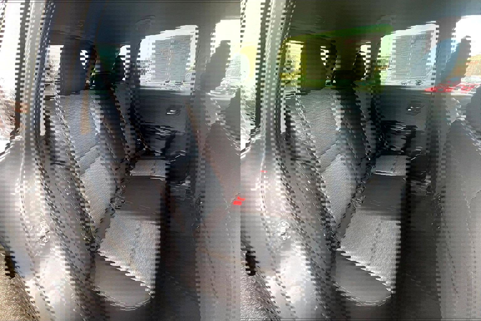 Used 2023 Nissan Rogue SV image 25