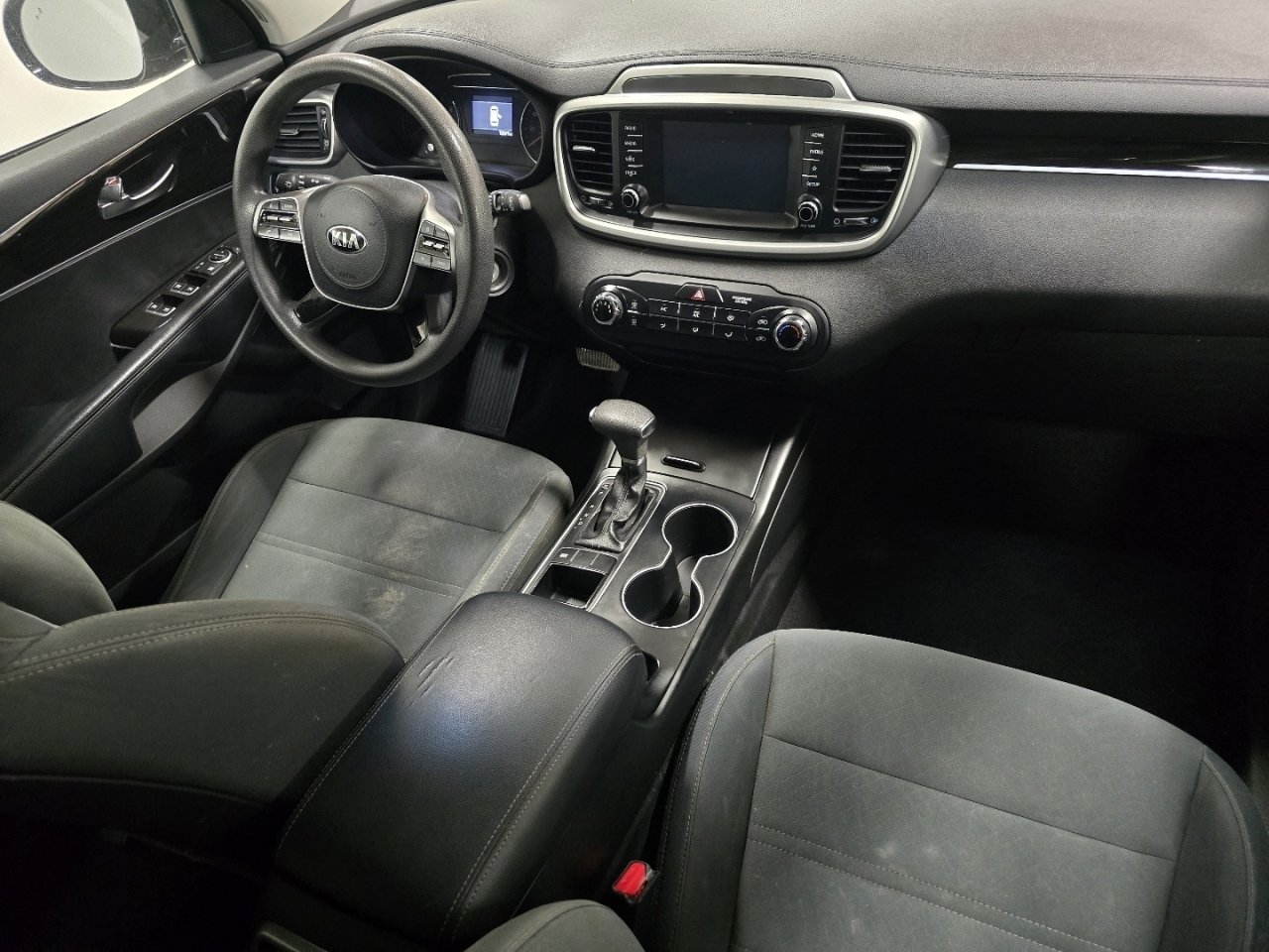 Used 2019 Kia Sorento LX image 21