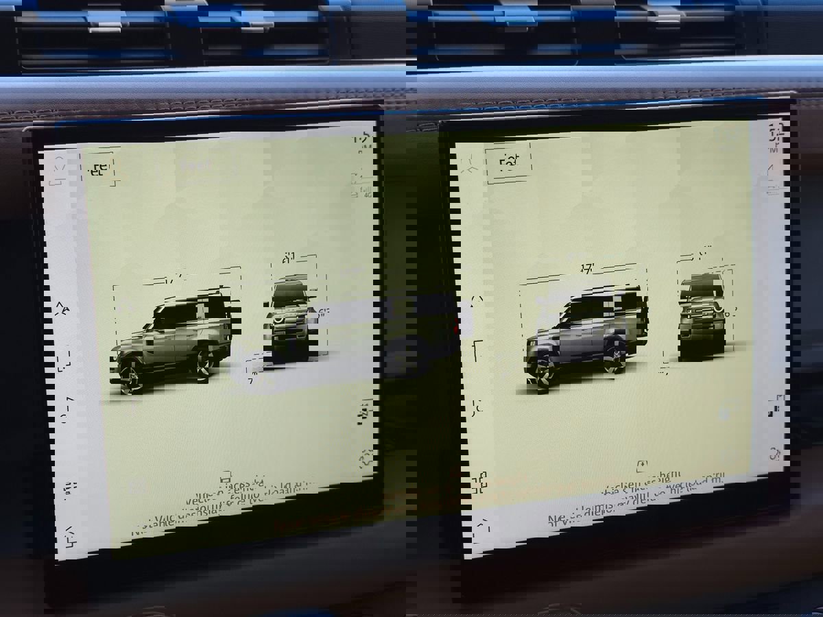 Used 2023 Land Rover Defender 130 S image 50