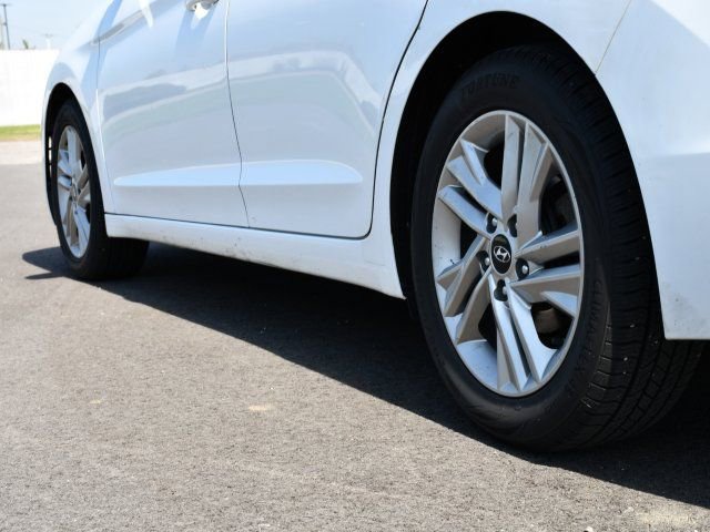 Used 2020 Hyundai Elantra Value Edition w/ Cargo Package (C1) image 9