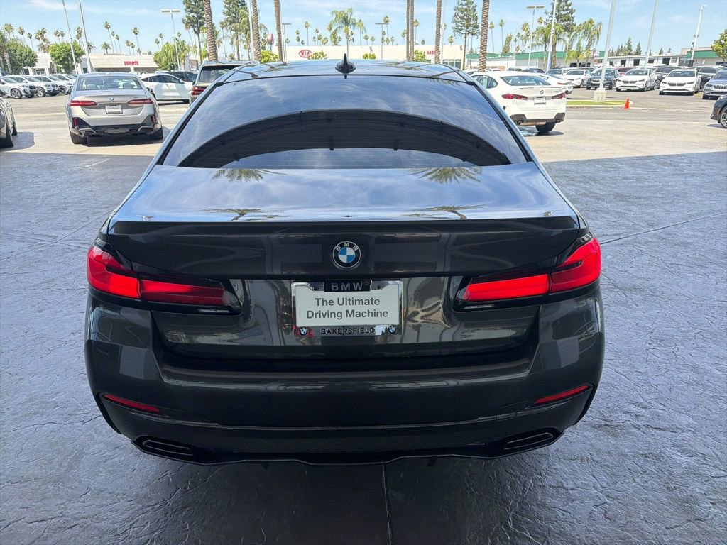 Used 2023 BMW 540i w/ Executive Package RWD image 4