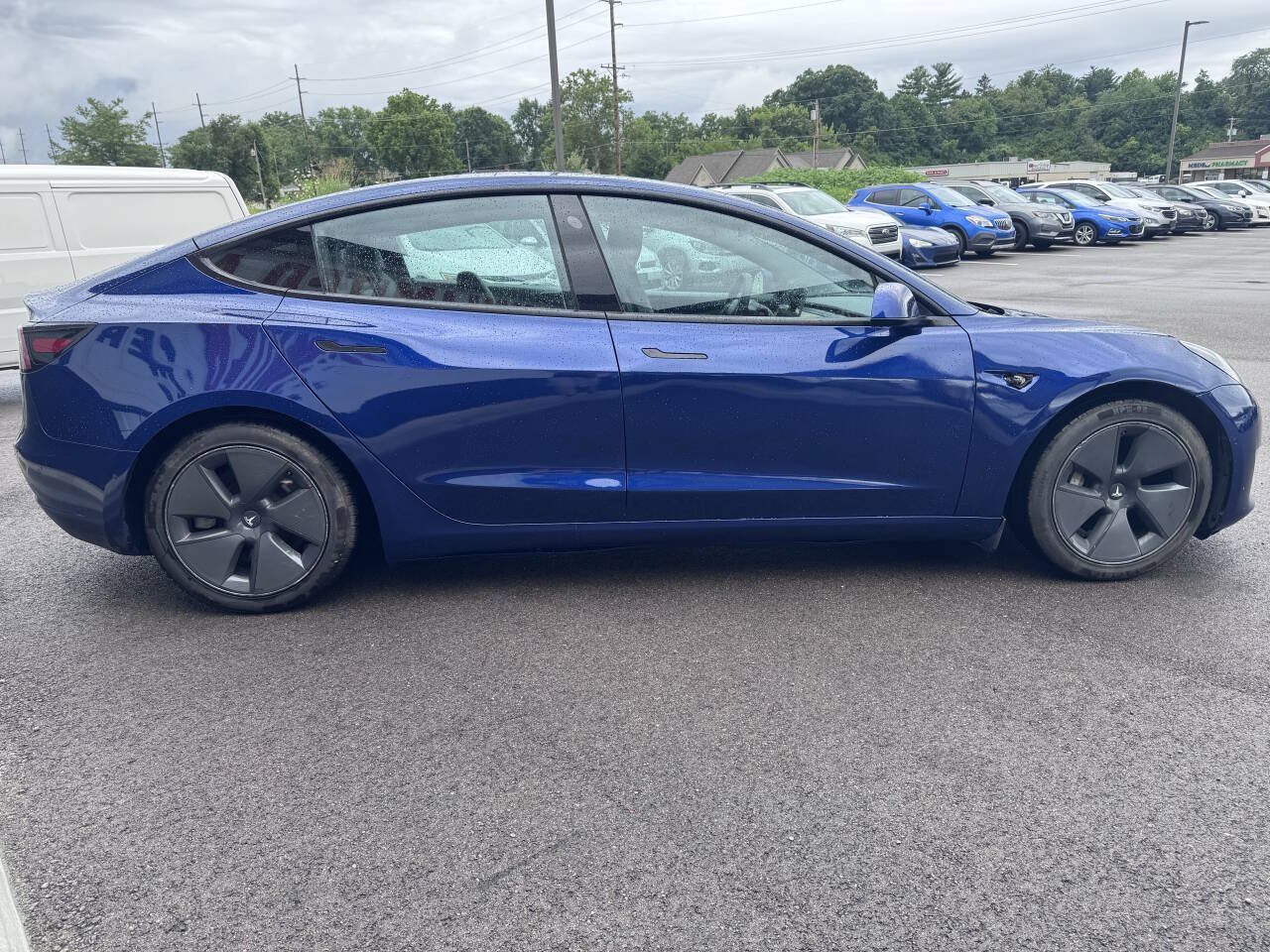 Used 2021 Tesla Model 3 Standard Range Plus RWD image 5