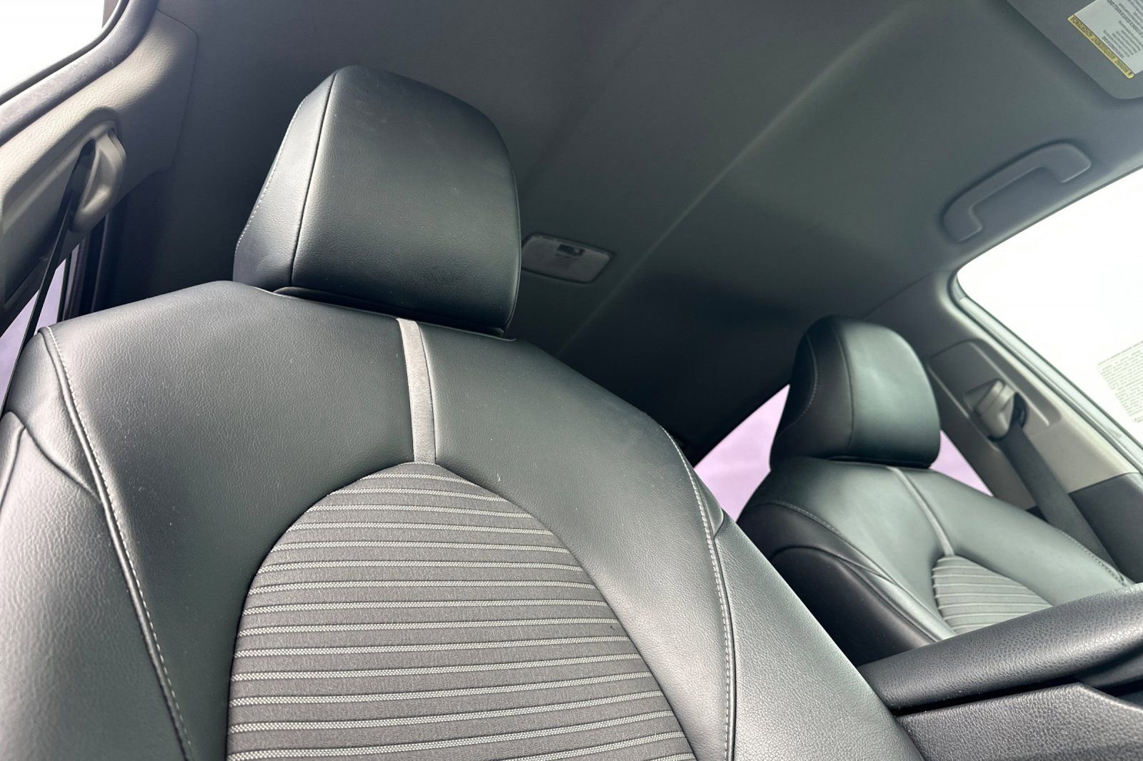 Certified 2020 Toyota Camry SE w/ Carpet Mat Package FWD image 19