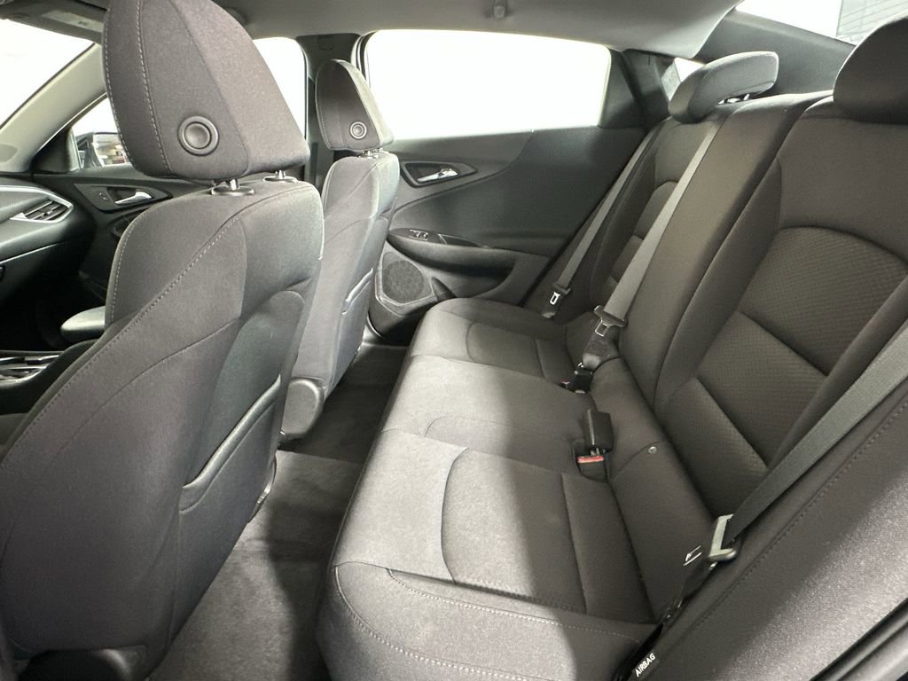 Used 2022 Chevrolet Malibu RS image 25
