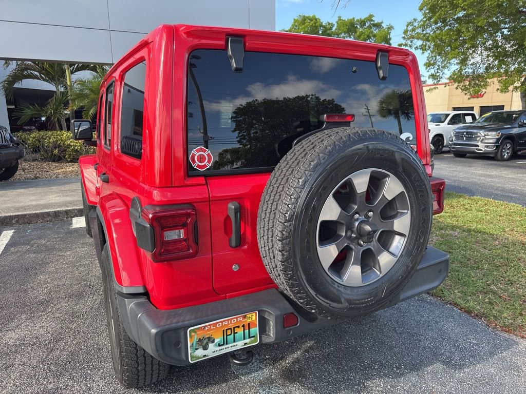 Used 2019 Jeep Wrangler Unlimited Sahara image 12
