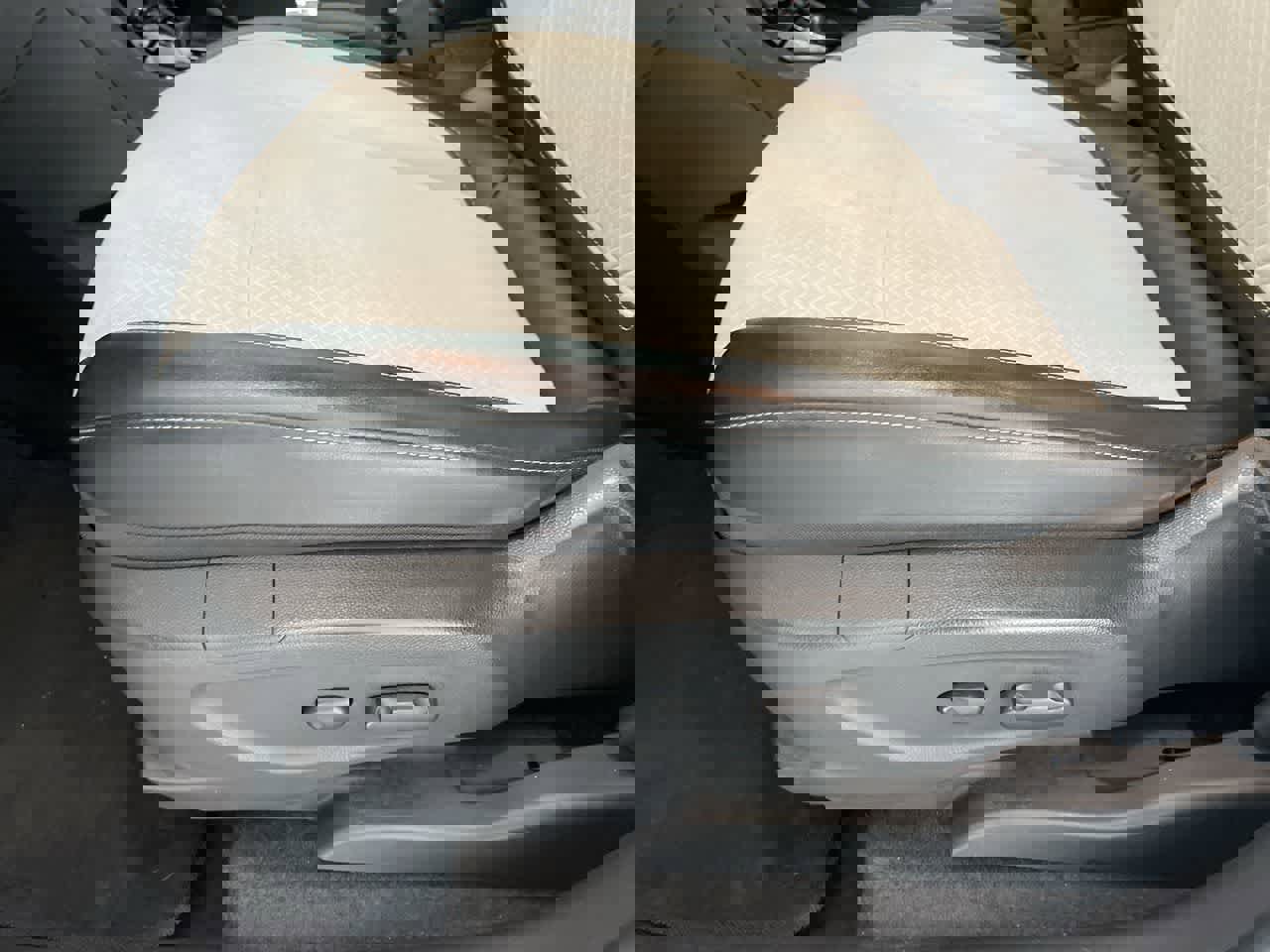 Used 2020 Buick Encore Preferred image 12