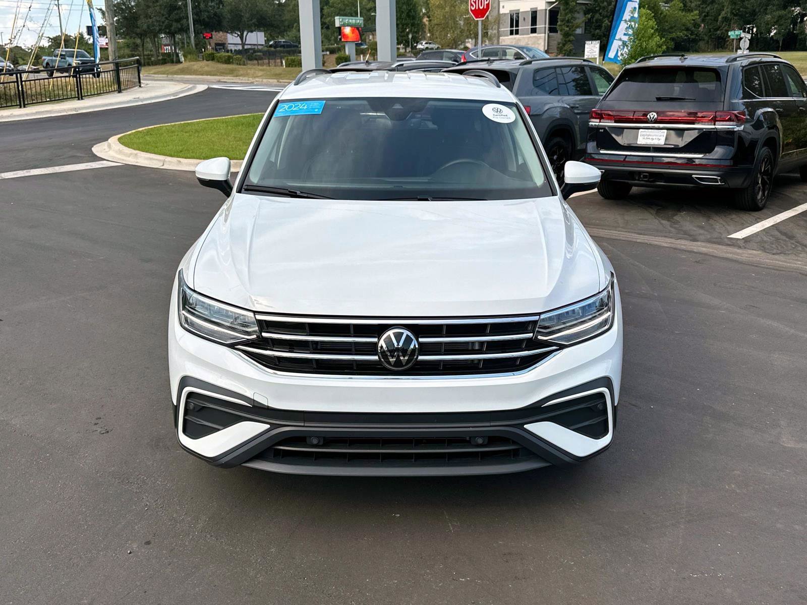 Certified 2024 Volkswagen Tiguan S image 8