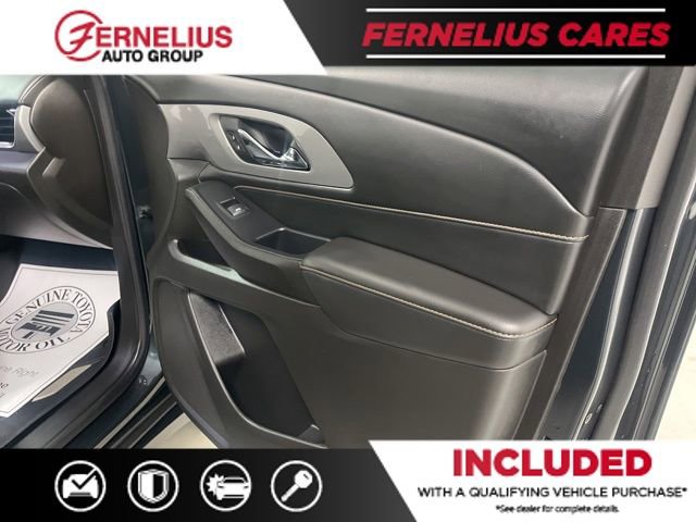 Used 2021 Chevrolet Traverse LT image 17