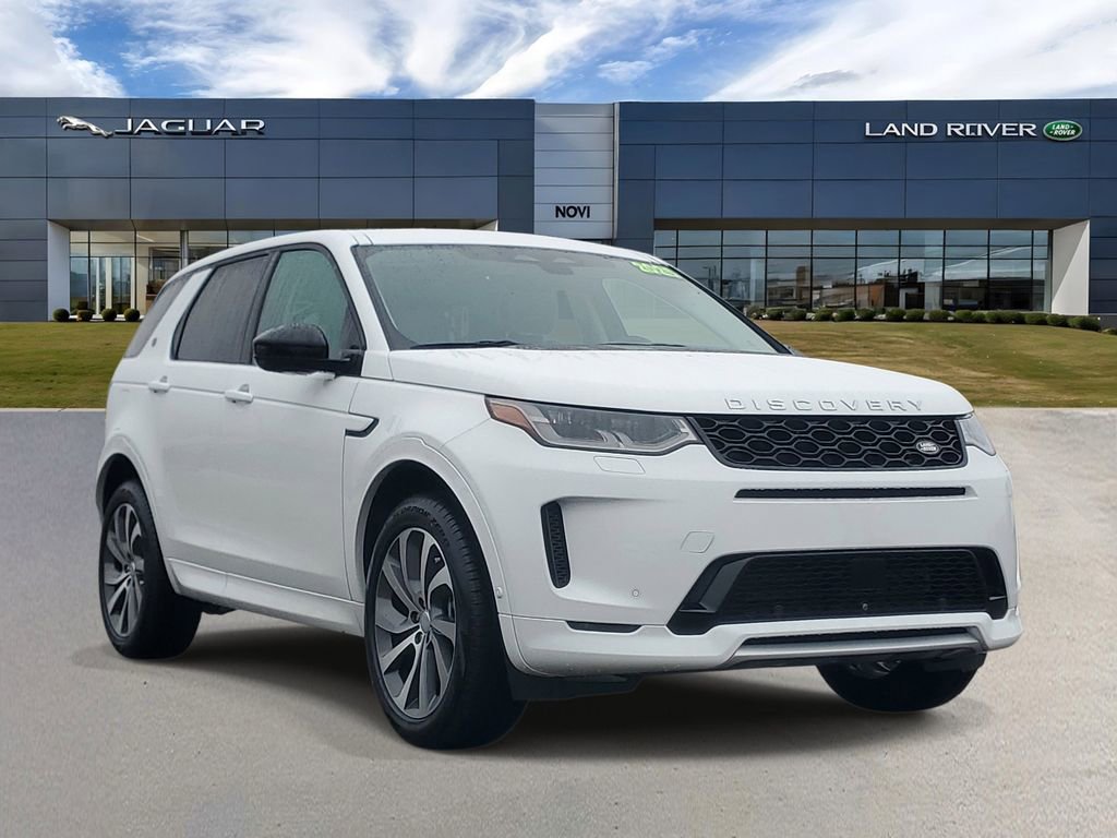 Used 2025 Land Rover Discovery Sport S image 2