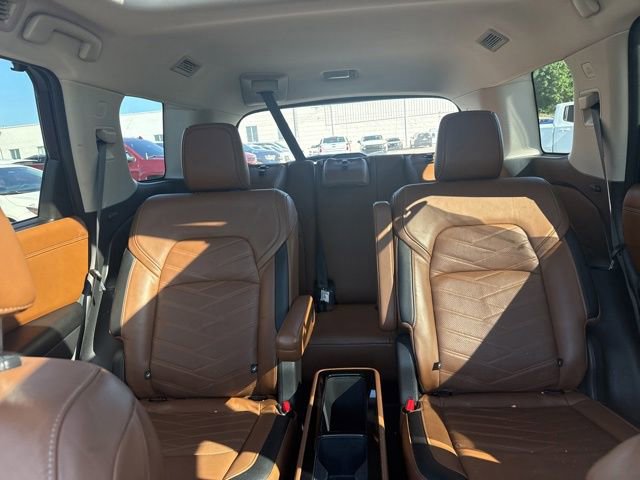 Used 2022 Nissan Pathfinder Platinum w/ Cargo Package AWD/4WD image 26