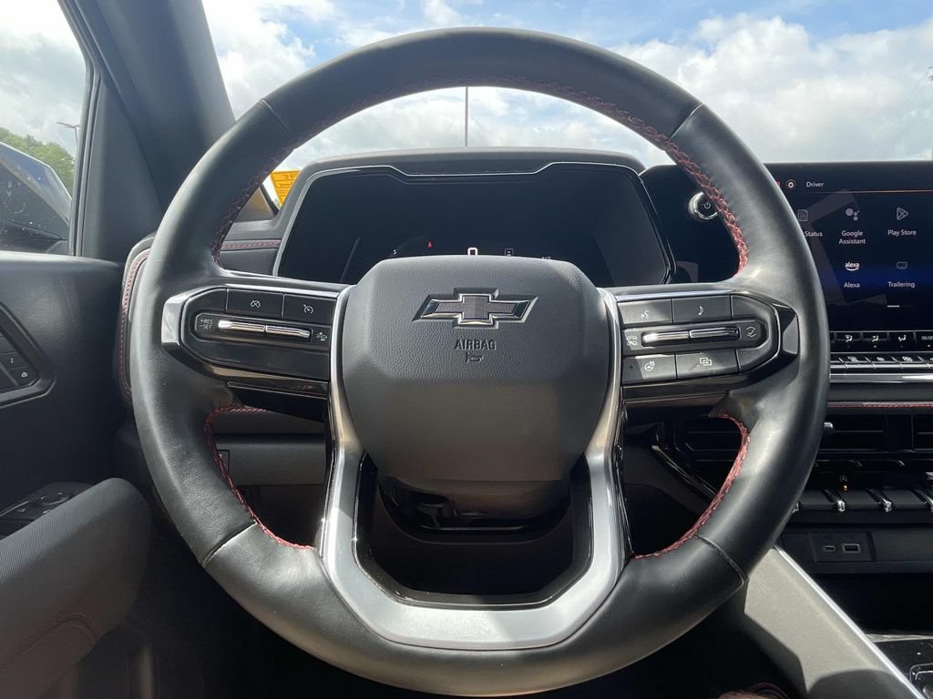 Used 2023 Chevrolet Colorado Z71 w/ Z71 Convenience Package 2 AWD/4WD image 25
