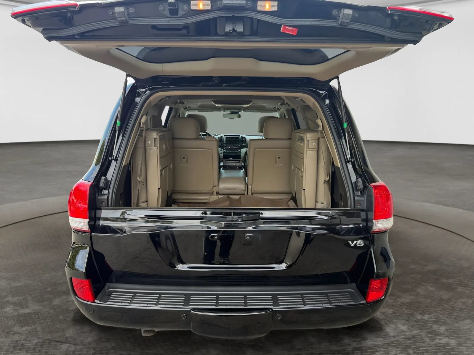 Used 2011 Toyota Land Cruiser AWD/4WD image 17