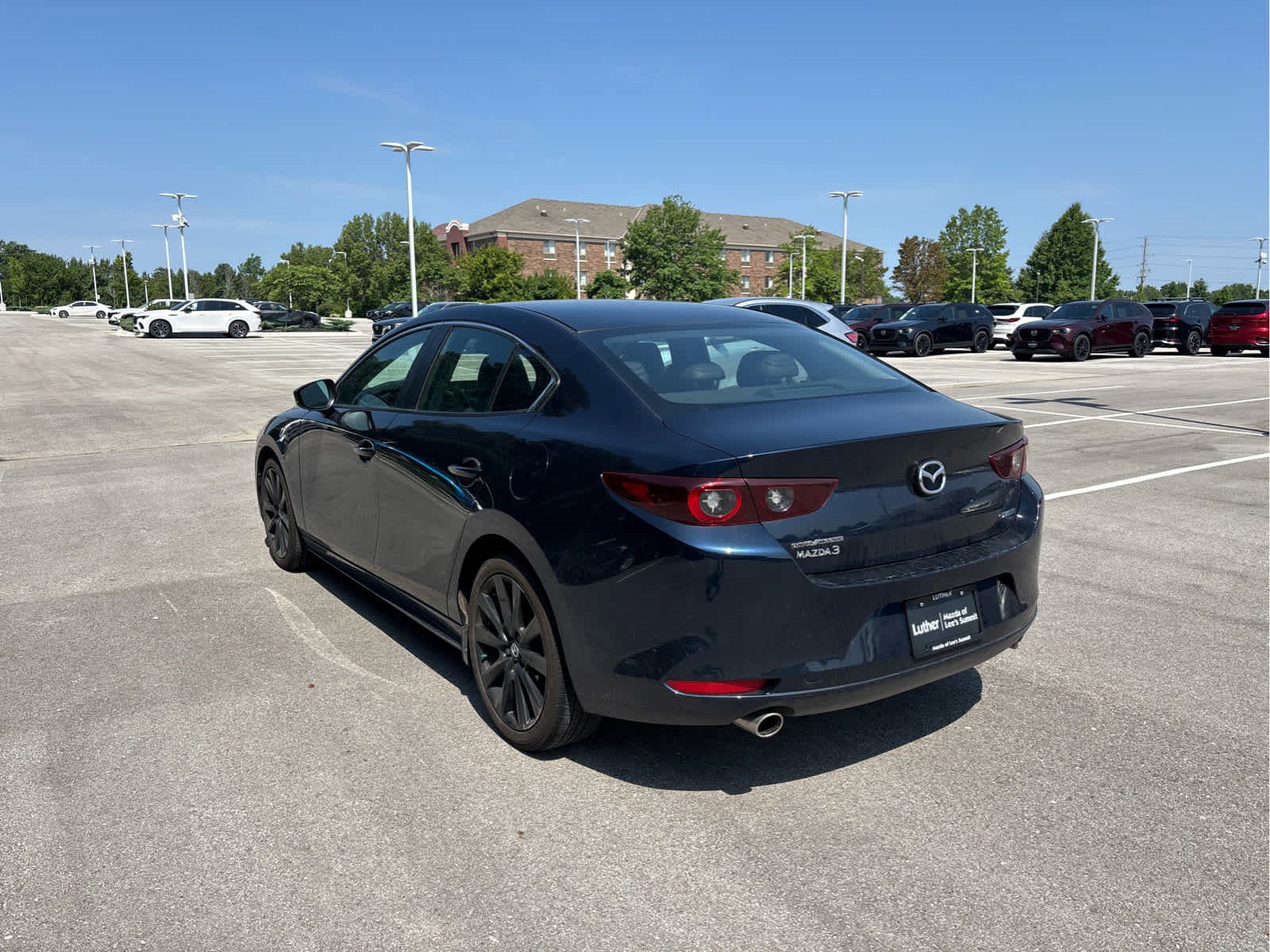 Used 2024 MAZDA MAZDA3 s FWD image 3