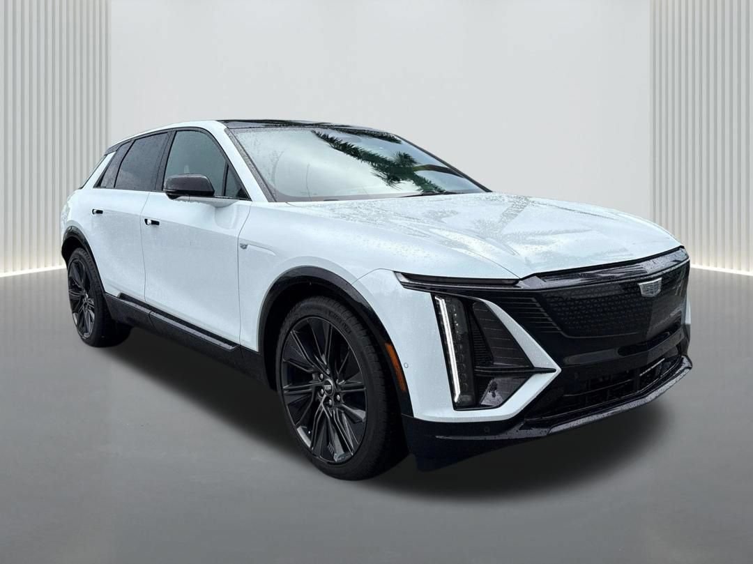 New 2026 Cadillac Lyriq Signature Sport w/ Nappa Leather Package RWD video 3