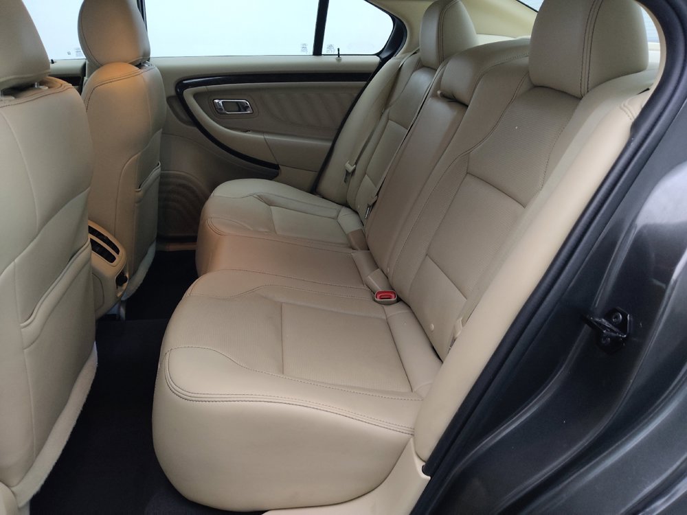 Used 2019 Ford Taurus Limited FWD image 18