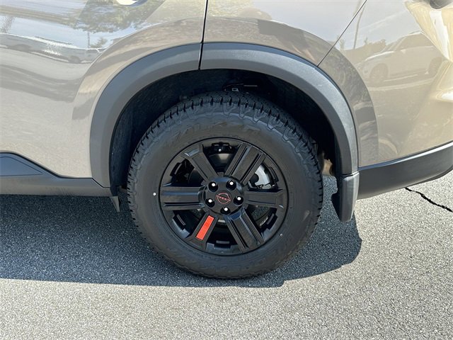 Certified 2025 Nissan Rogue SV image 21