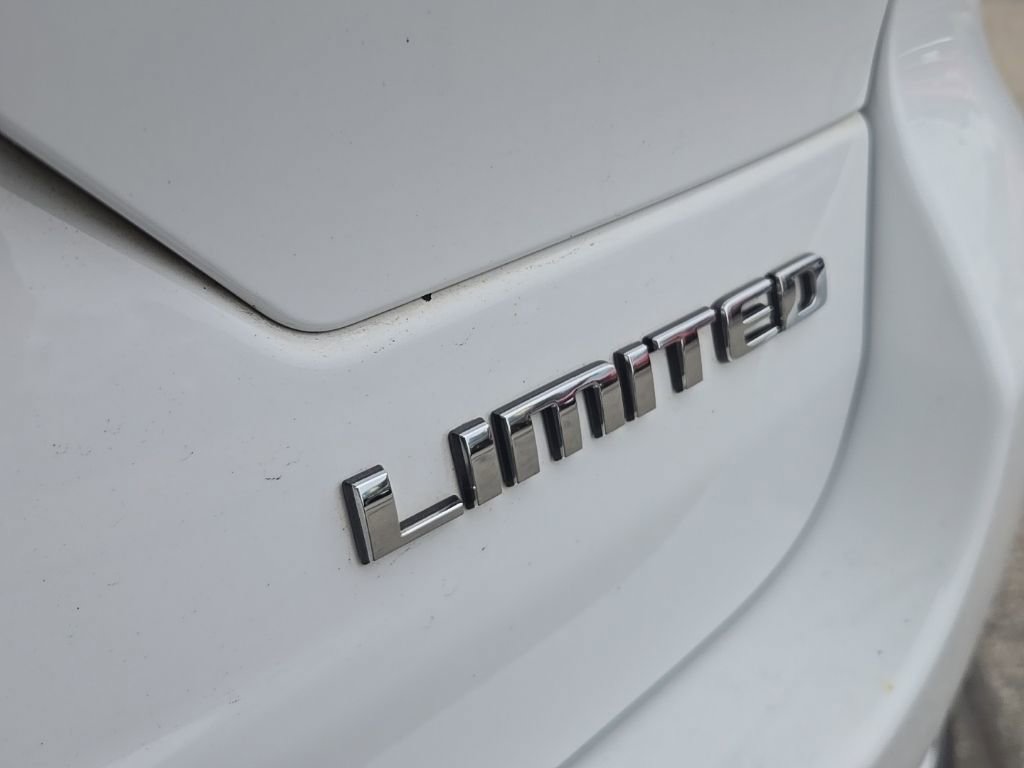 Used 2023 Jeep Grand Cherokee Limited image 9
