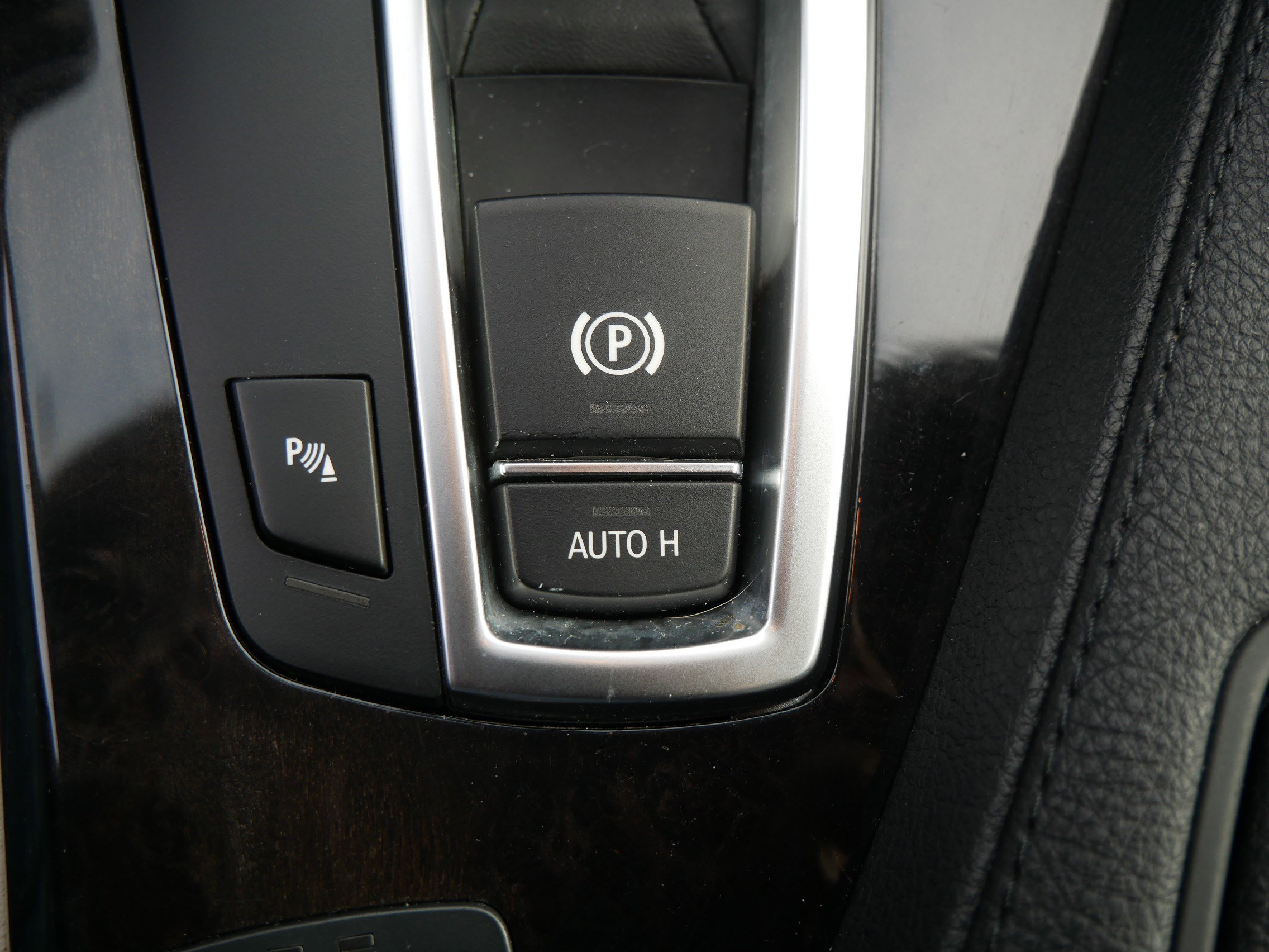 Used 2012 BMW 640i Convertible image 30