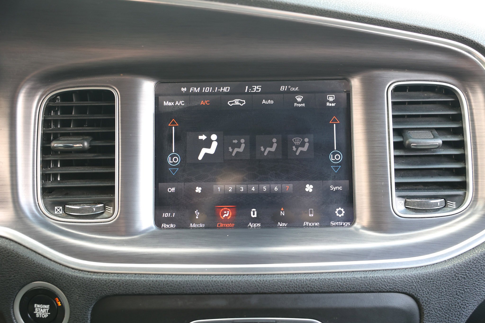 Used 2018 Dodge Charger R/T Scat Pack RWD image 38