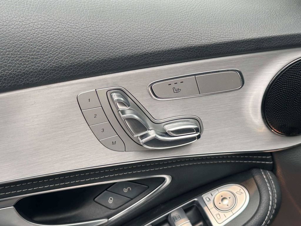 Used 2016 Mercedes-Benz C 300 4MATIC Sedan image 18