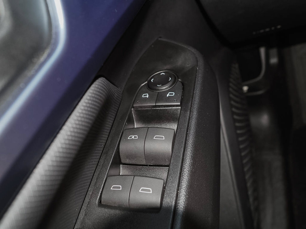 Used 2024 Chevrolet Equinox EV LT FWD image 24