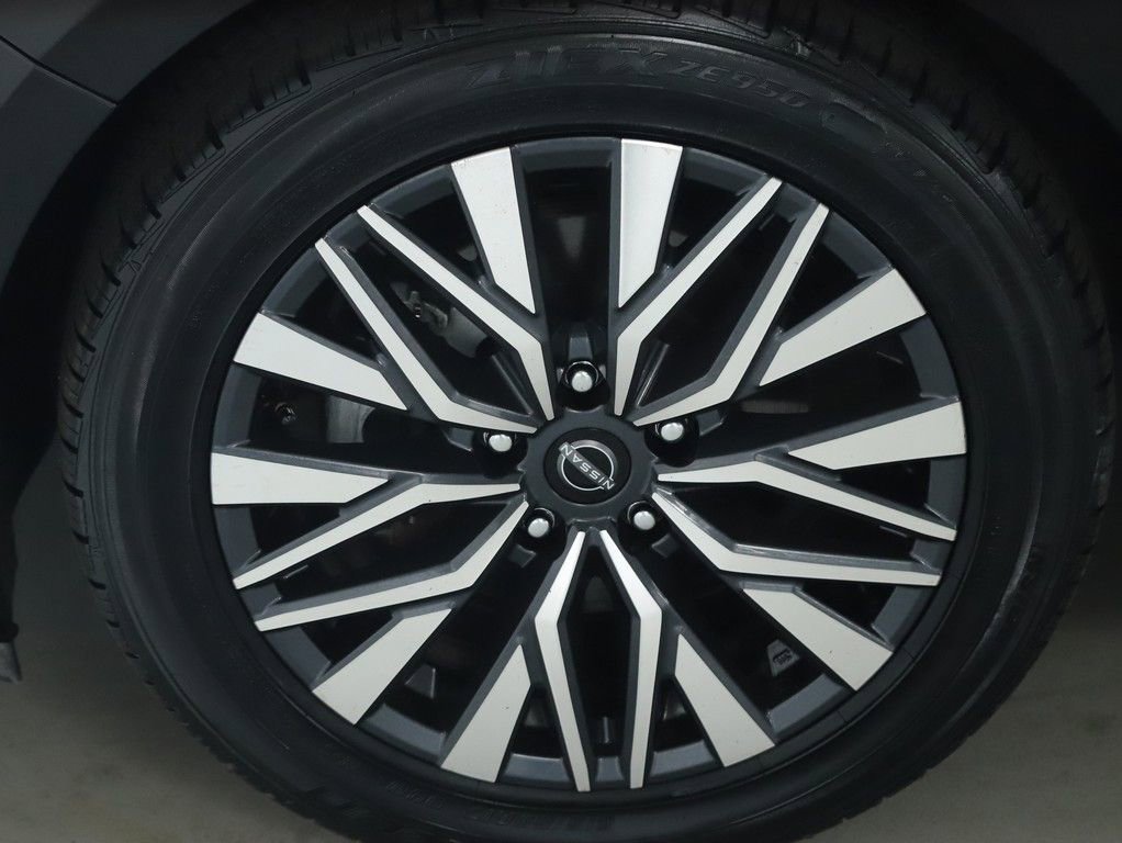 Used 2025 Nissan Altima 2.5 SV FWD image 36