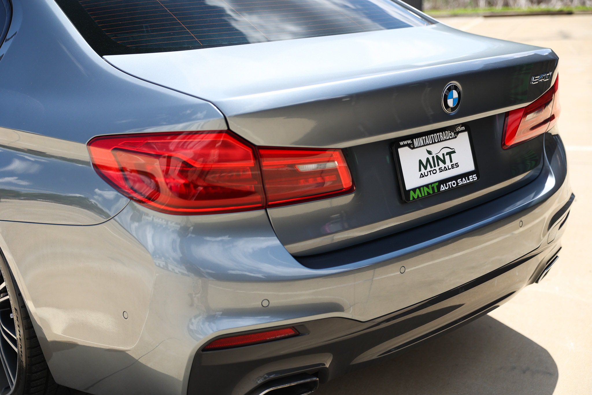 Used 2018 BMW 540i RWD image 51
