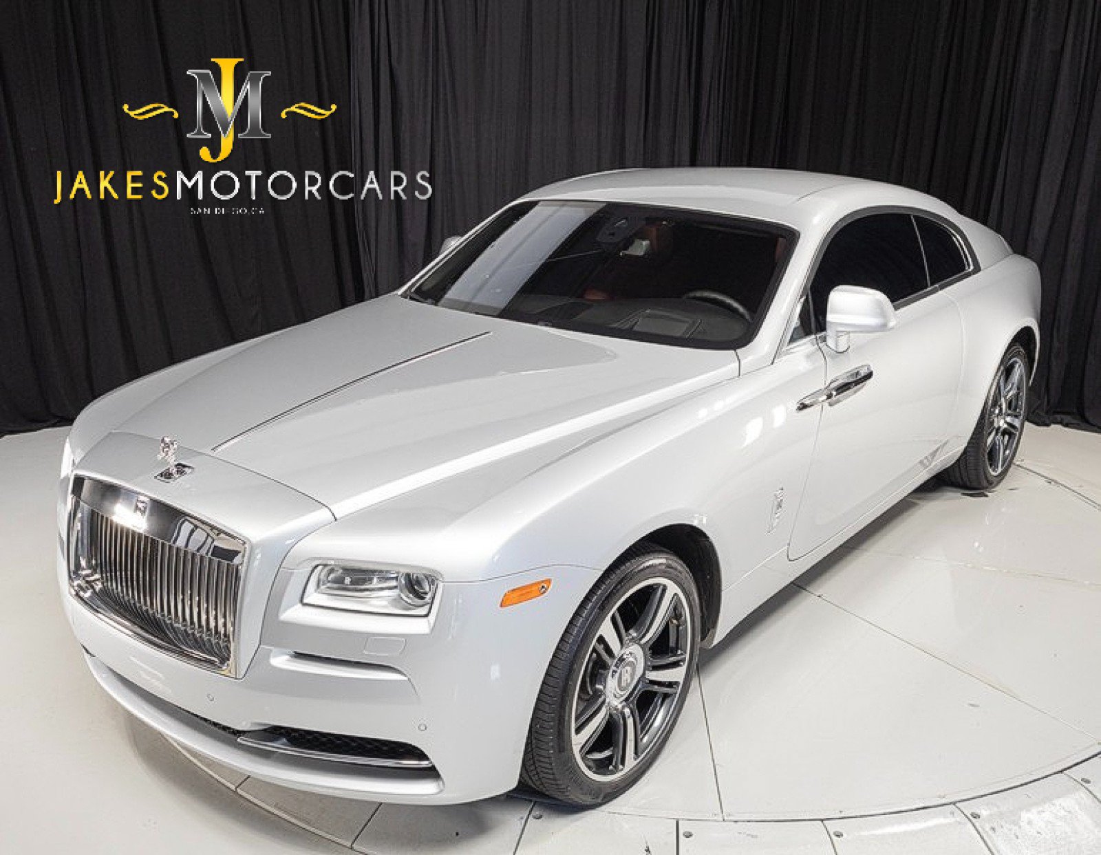 Used 2016 Rolls-Royce Wraith RWD image 19