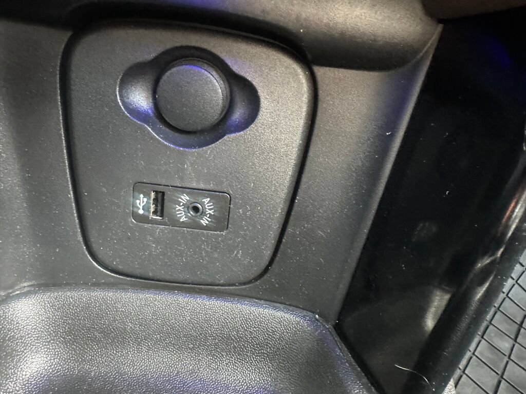 Used 2014 MINI Cooper S FWD image 25