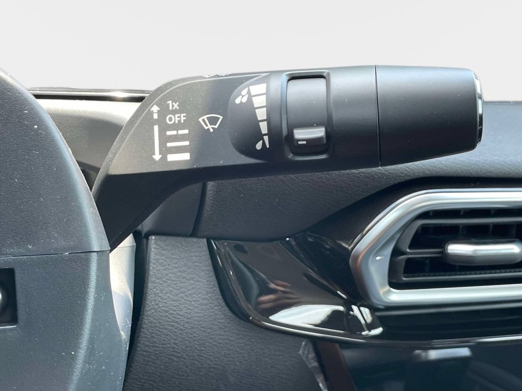 New 2026 Nissan Sentra SR w/ SR Premium Package FWD image 26