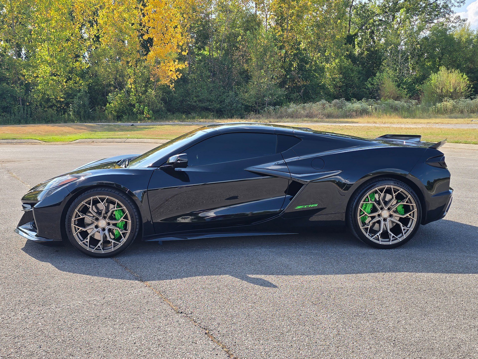 Used 2025 Chevrolet Corvette Z06 RWD image 7