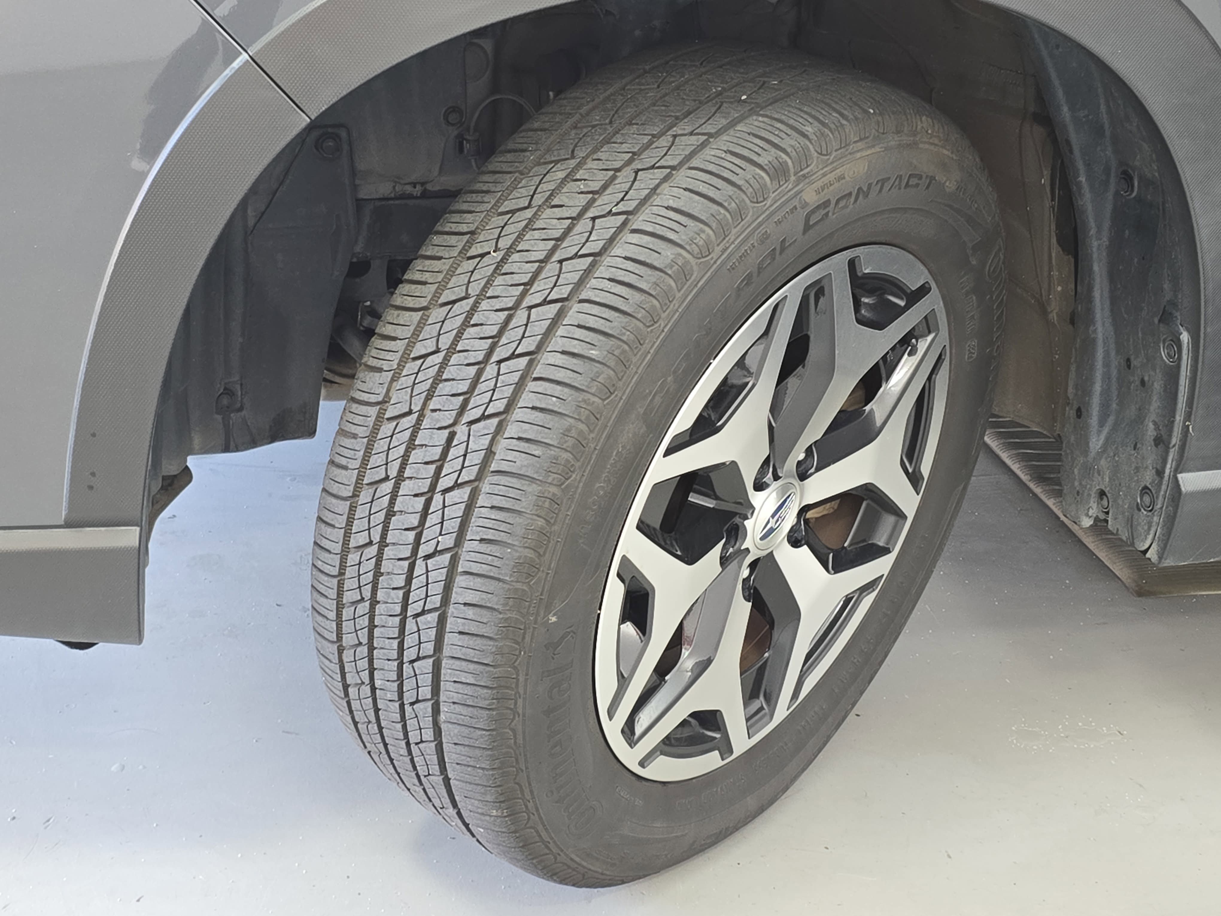 Used 2020 Subaru Forester Premium image 33