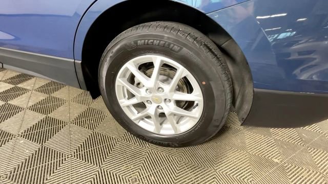 Used 2024 Chevrolet Equinox LT FWD image 19