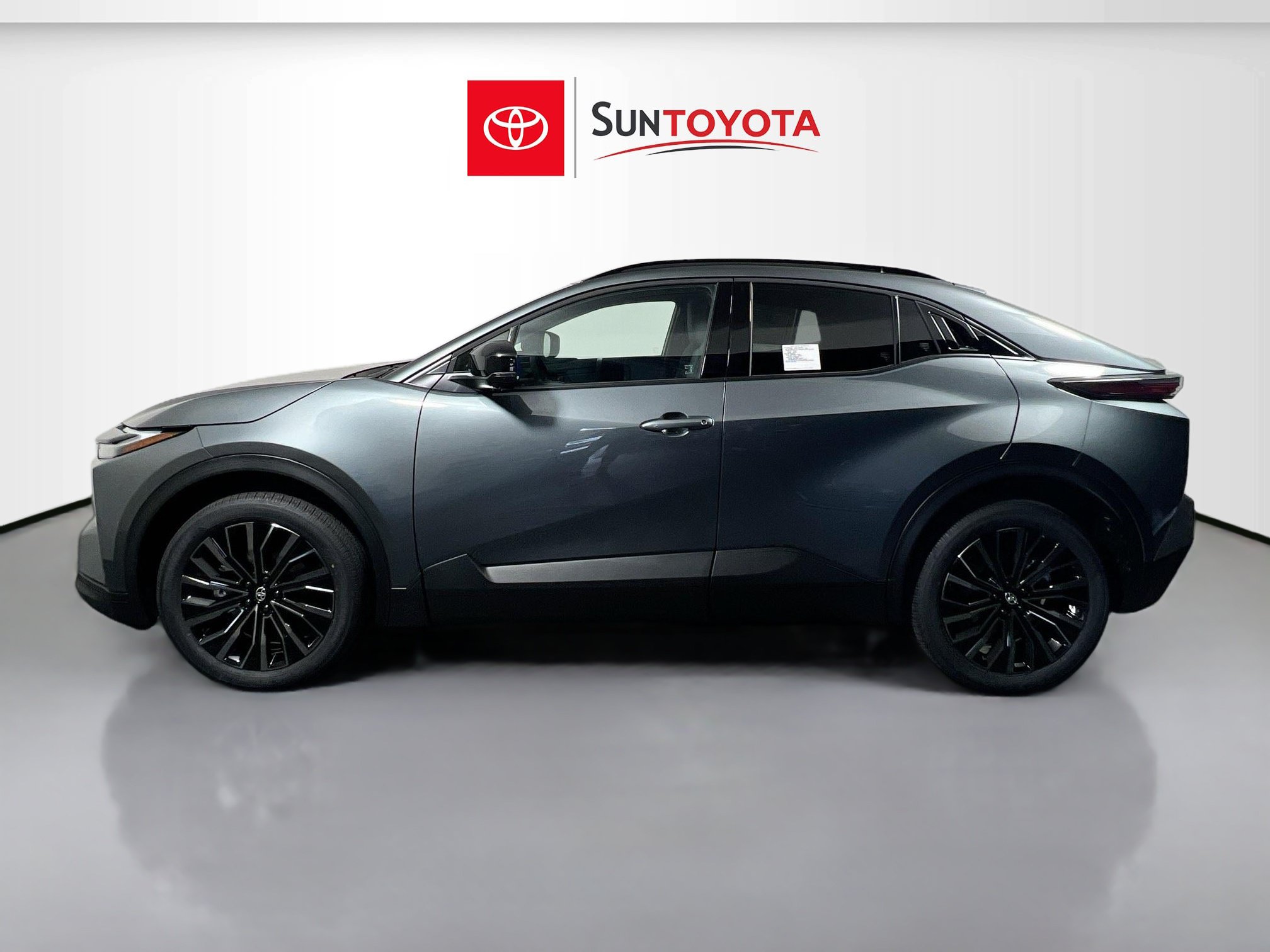 New 2026 Toyota C-HR AWD/4WD image 7