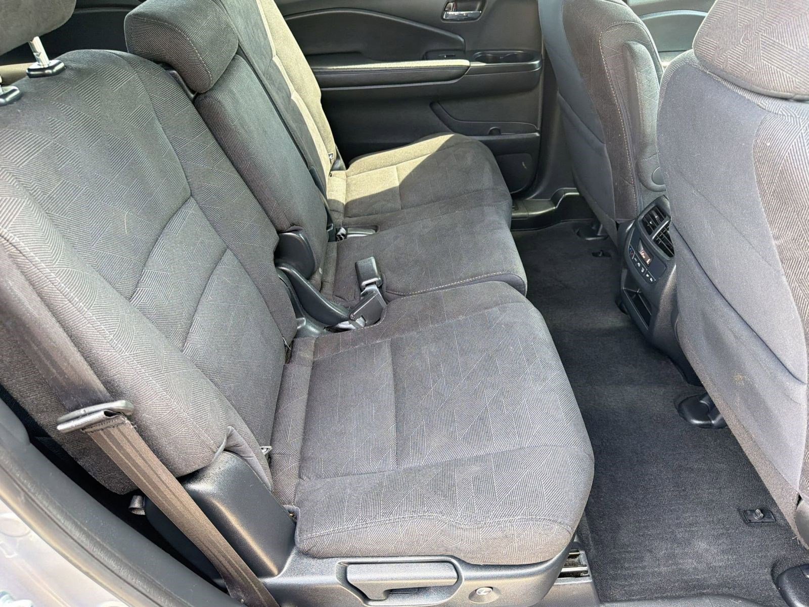 Used 2022 Honda Pilot Sport image 28