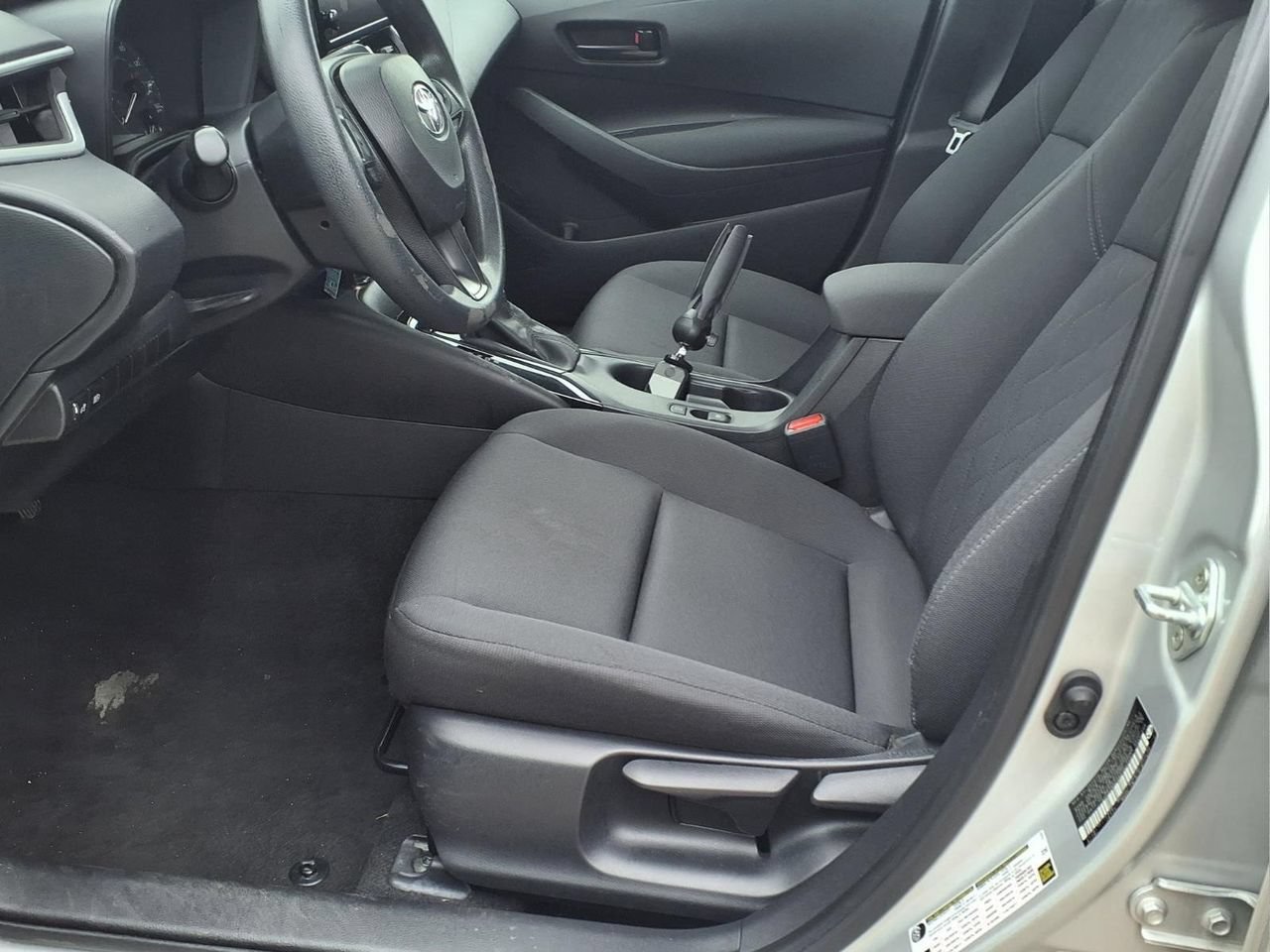 Used 2024 Toyota Corolla LE FWD image 12