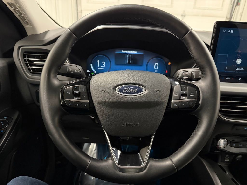 Used 2024 Ford Escape Platinum image 38