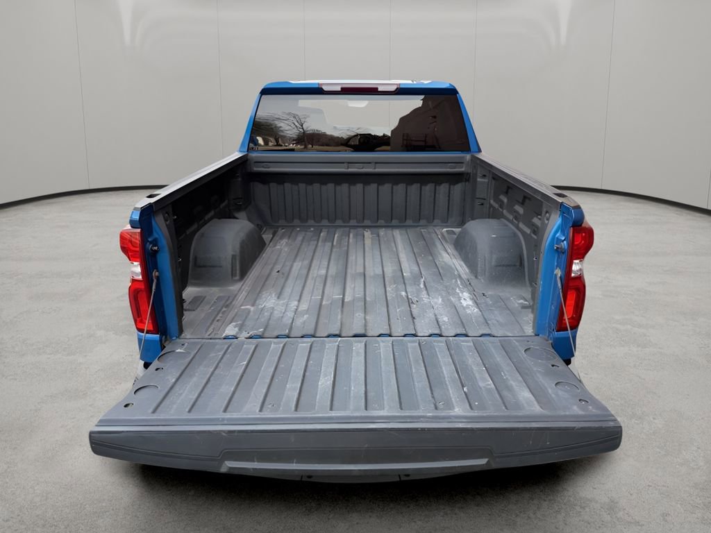 Used 2023 Chevrolet Silverado 1500 RST w/ Z71 Off-Road Package image 9