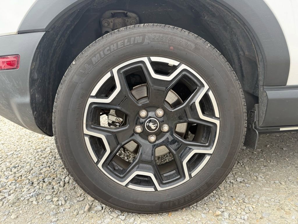 Used 2025 Ford Bronco Sport Outer Banks image 16