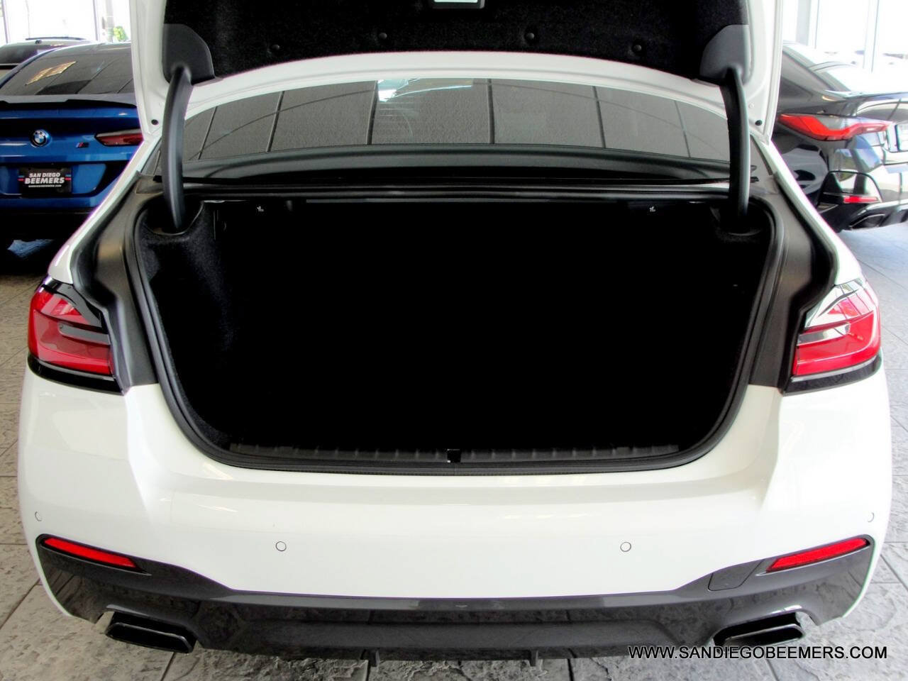Used 2023 BMW 540i w/ M Sport Package RWD image 73
