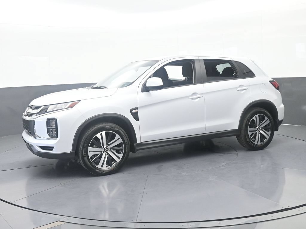 New 2027 Mitsubishi Outlander Sport ES FWD image 2