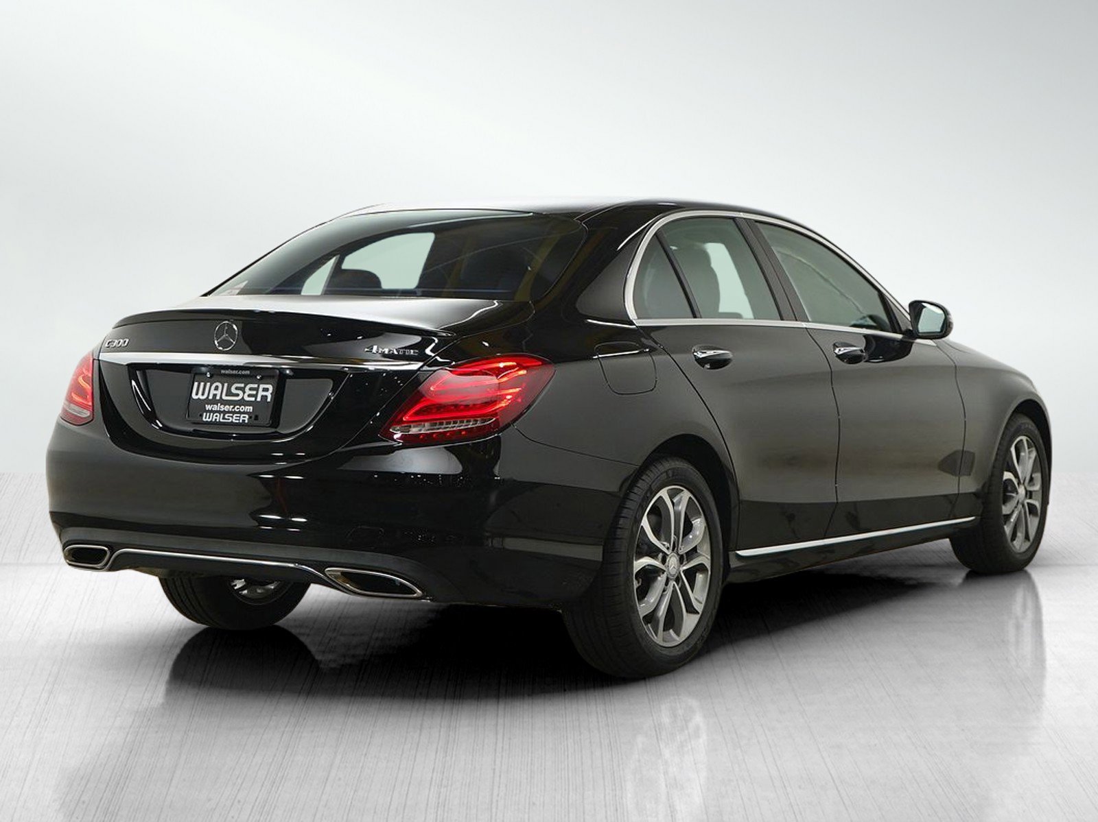 Used 2016 Mercedes-Benz C 300 4MATIC Sedan image 5