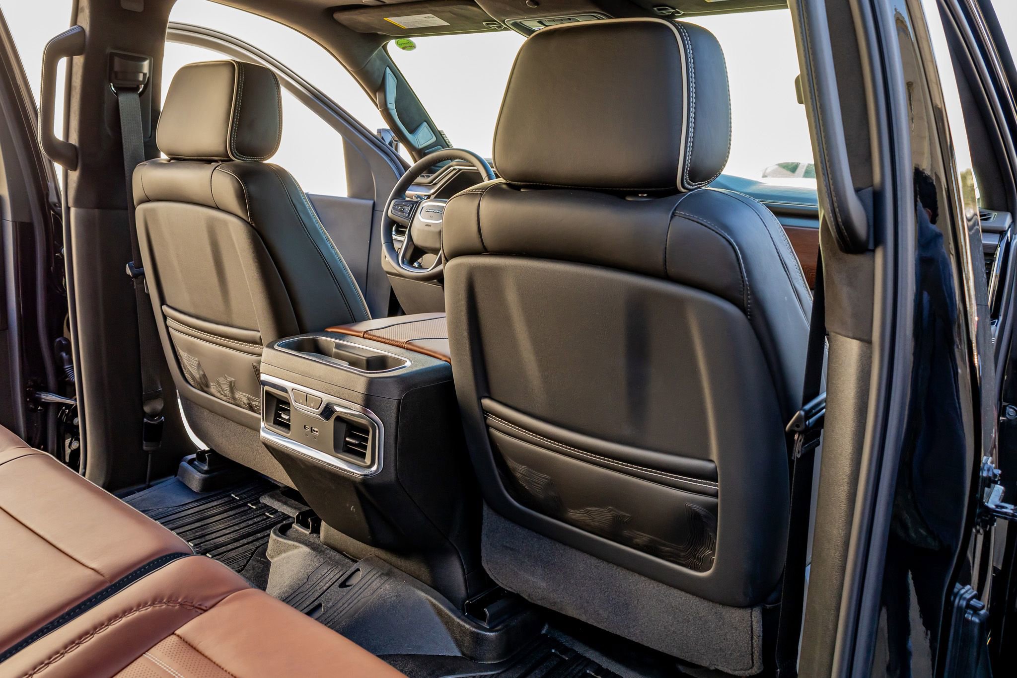 Used 2026 GMC Sierra 3500 Denali Ultimate image 32