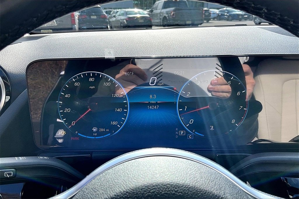 Certified 2022 Mercedes-Benz GLA 250 4MATIC image 22