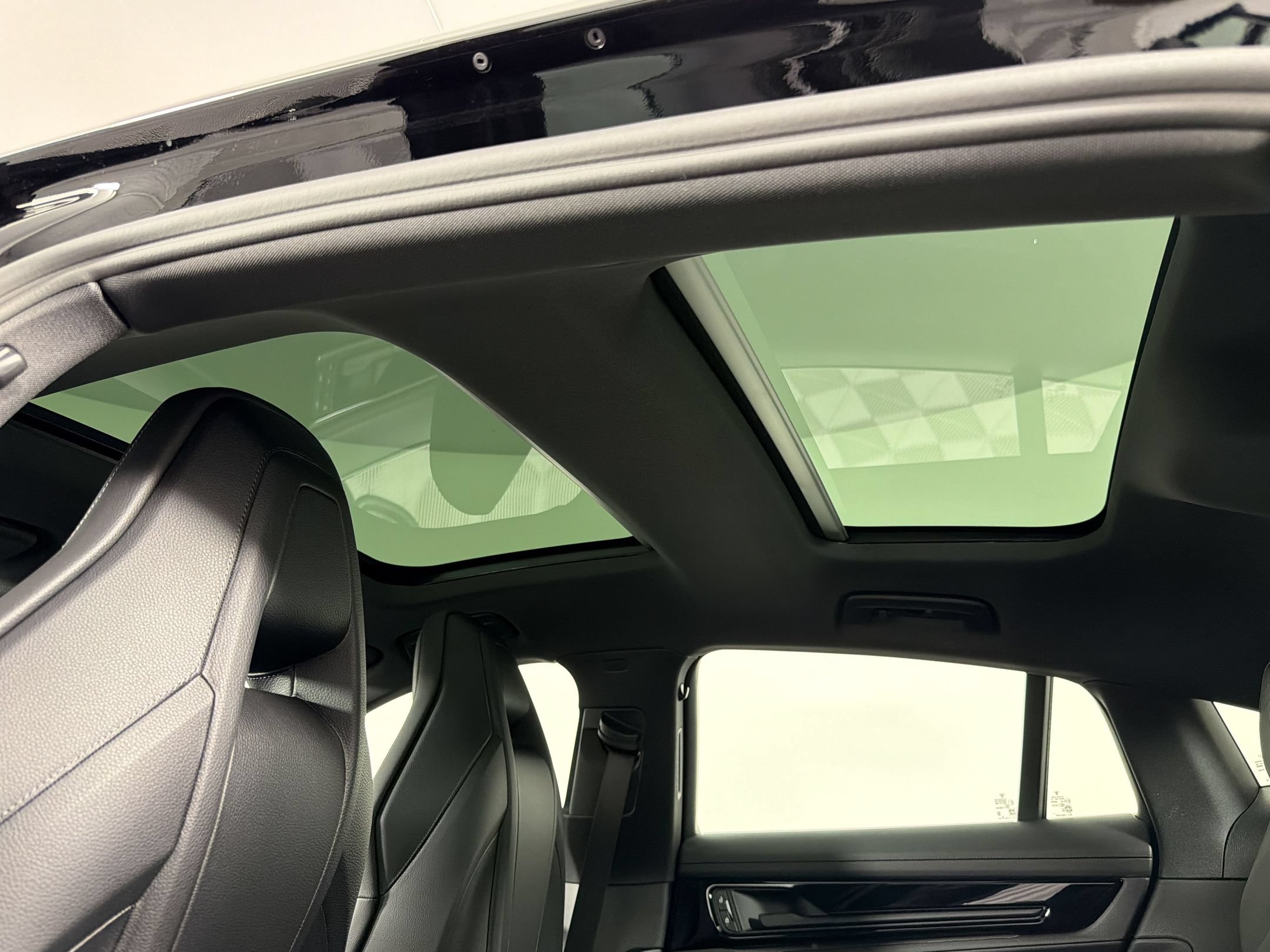 New 2026 Porsche Panamera image 19