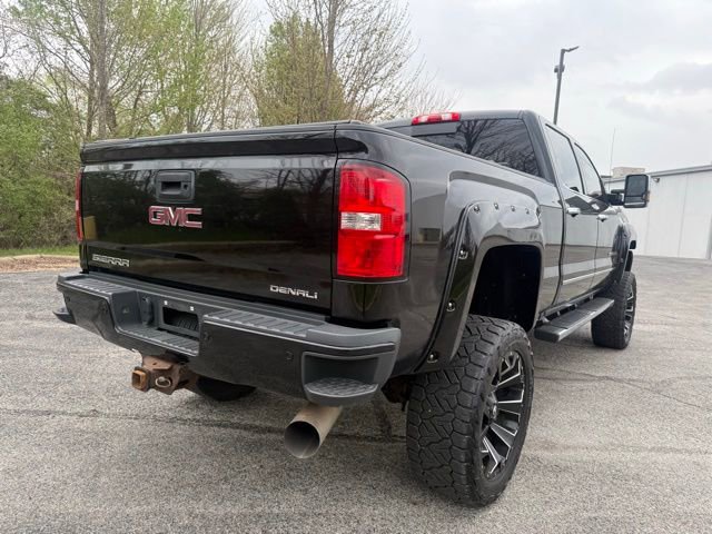 Used 2018 GMC Sierra 2500 Denali w/ Duramax Plus Package image 4