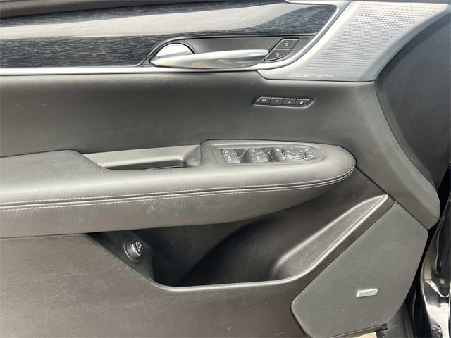 Certified 2022 Cadillac XT5 Premium Luxury image 13