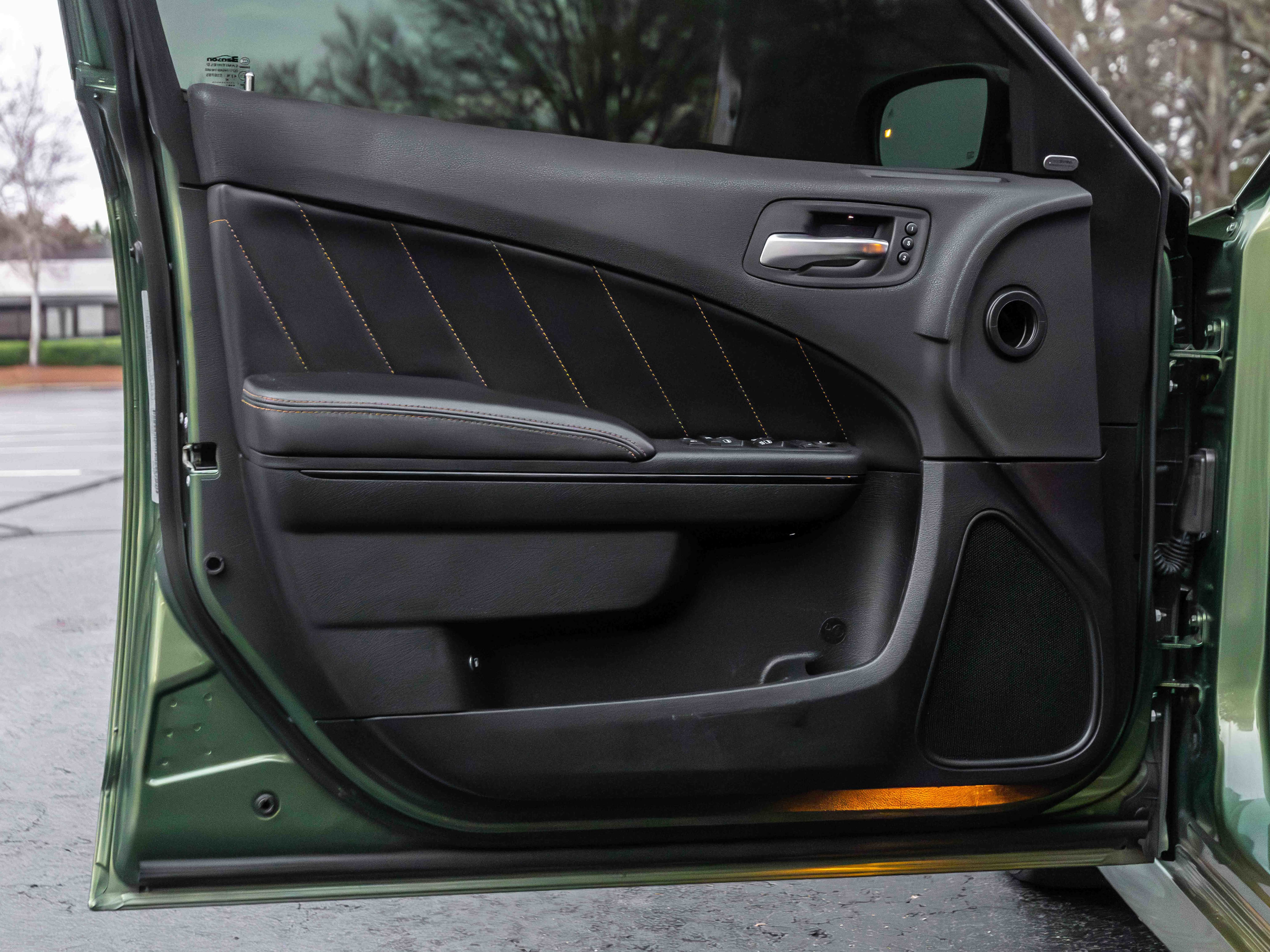 Used 2018 Dodge Charger R/T RWD image 30